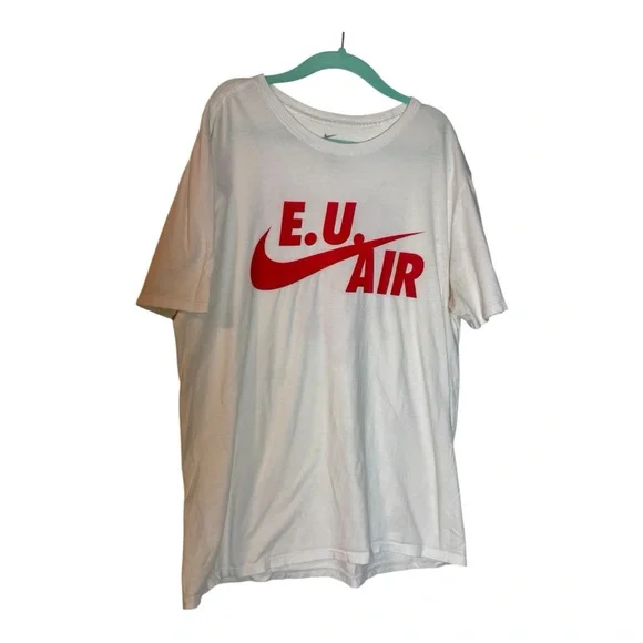 NIKE X EMOTIONALLY UNAVAILABLE White T-Shirt with Red Graphic - Picture 2 of 10
